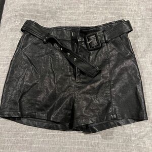 Le Lis - Black Faux Leather Shorts - Size M